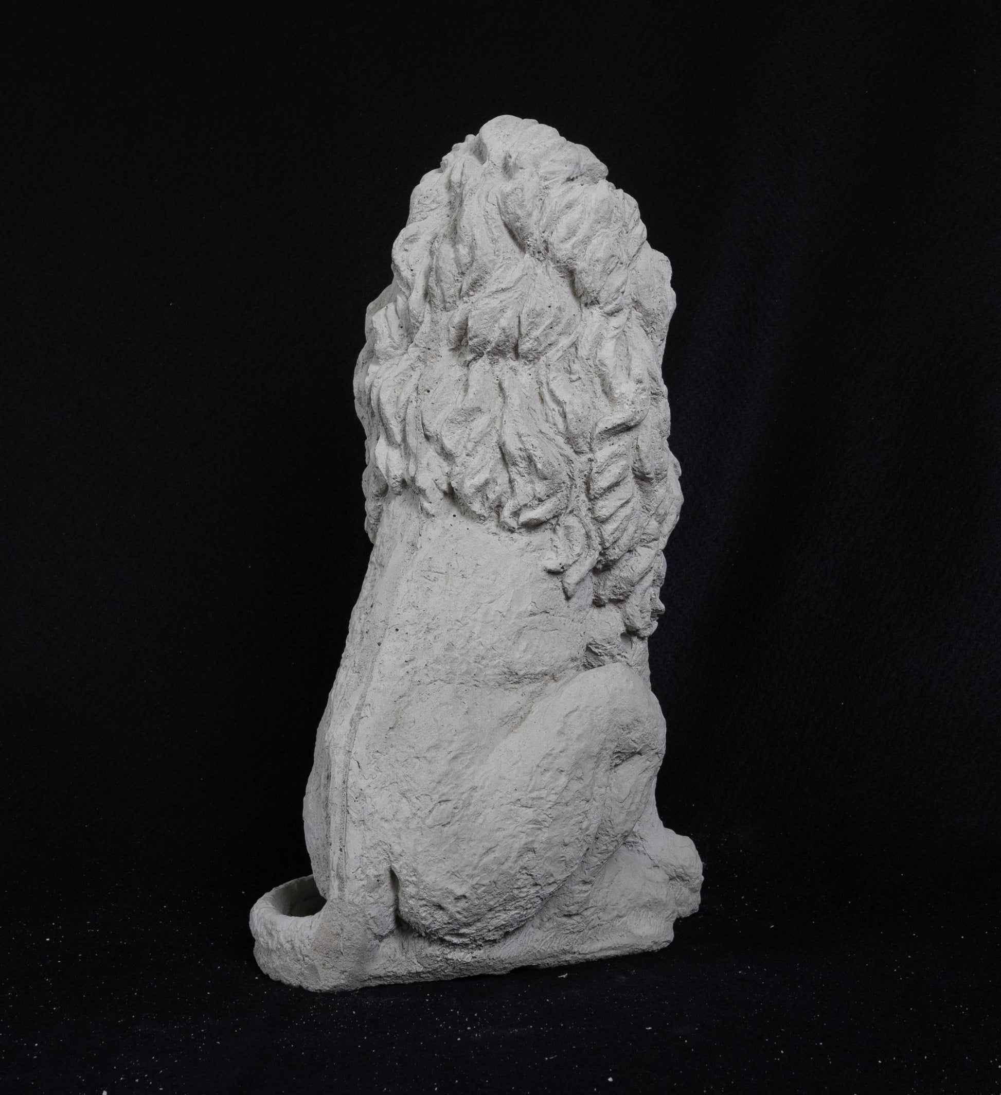 Lion 15" (No base)