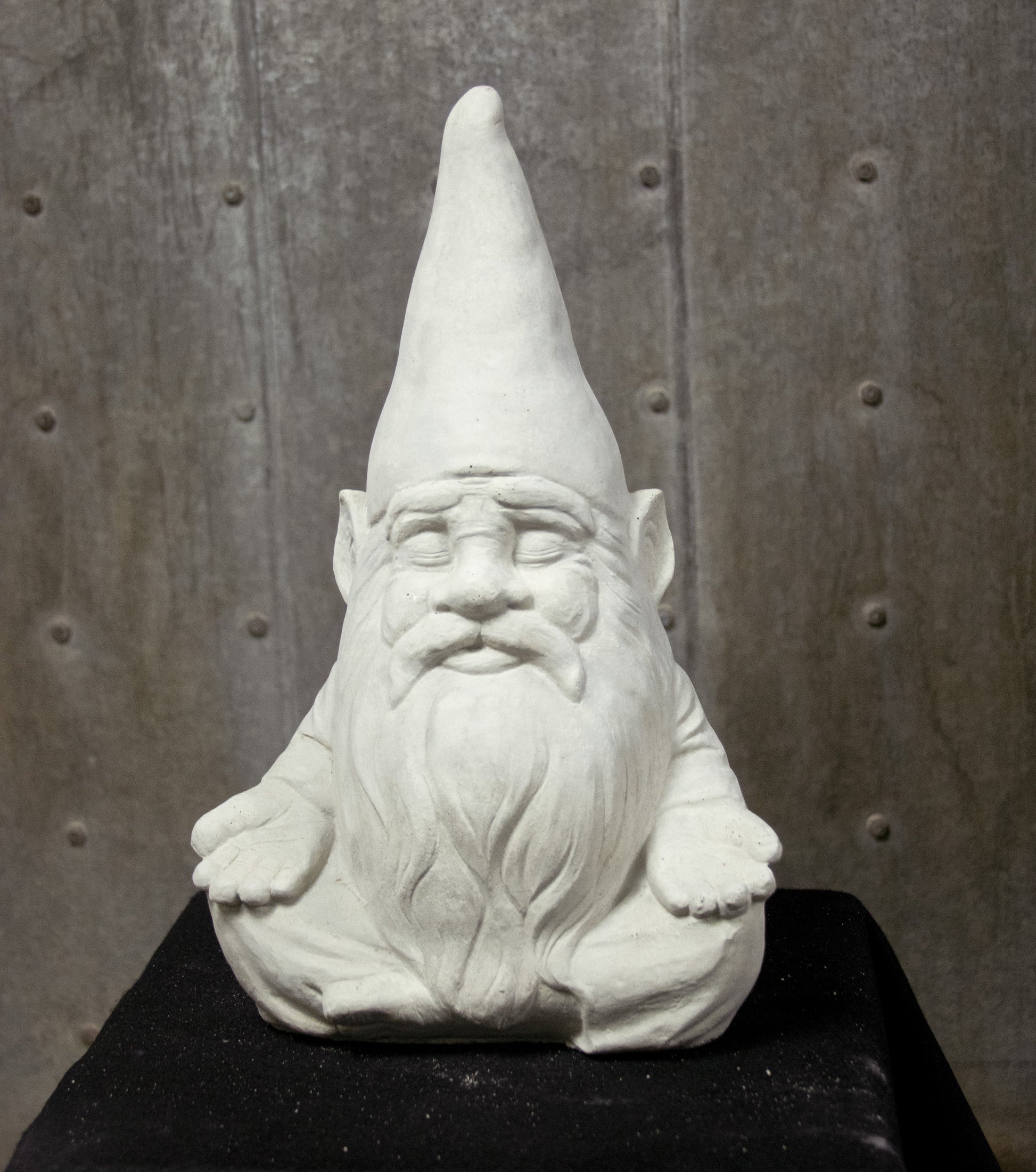Gnome - Meditating