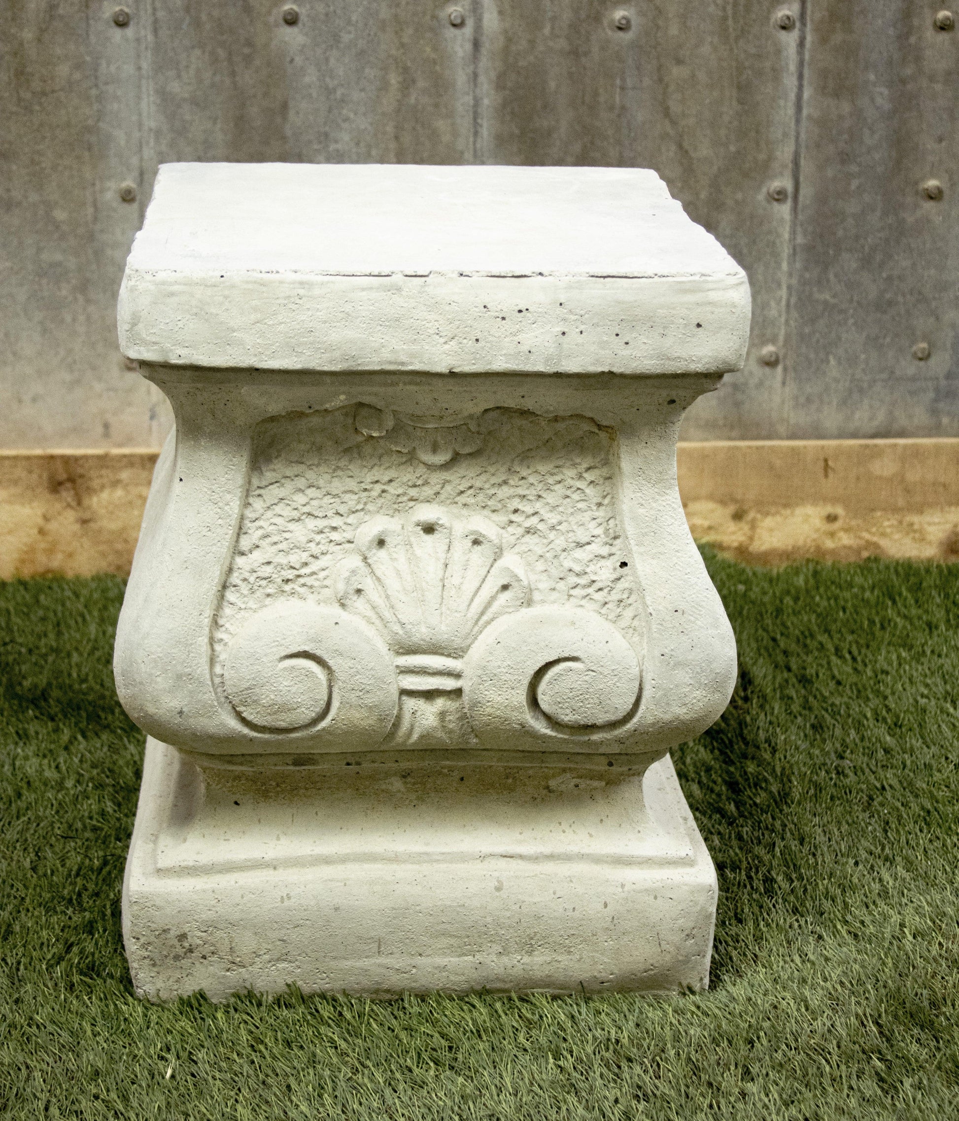 Square Pedestal - Large