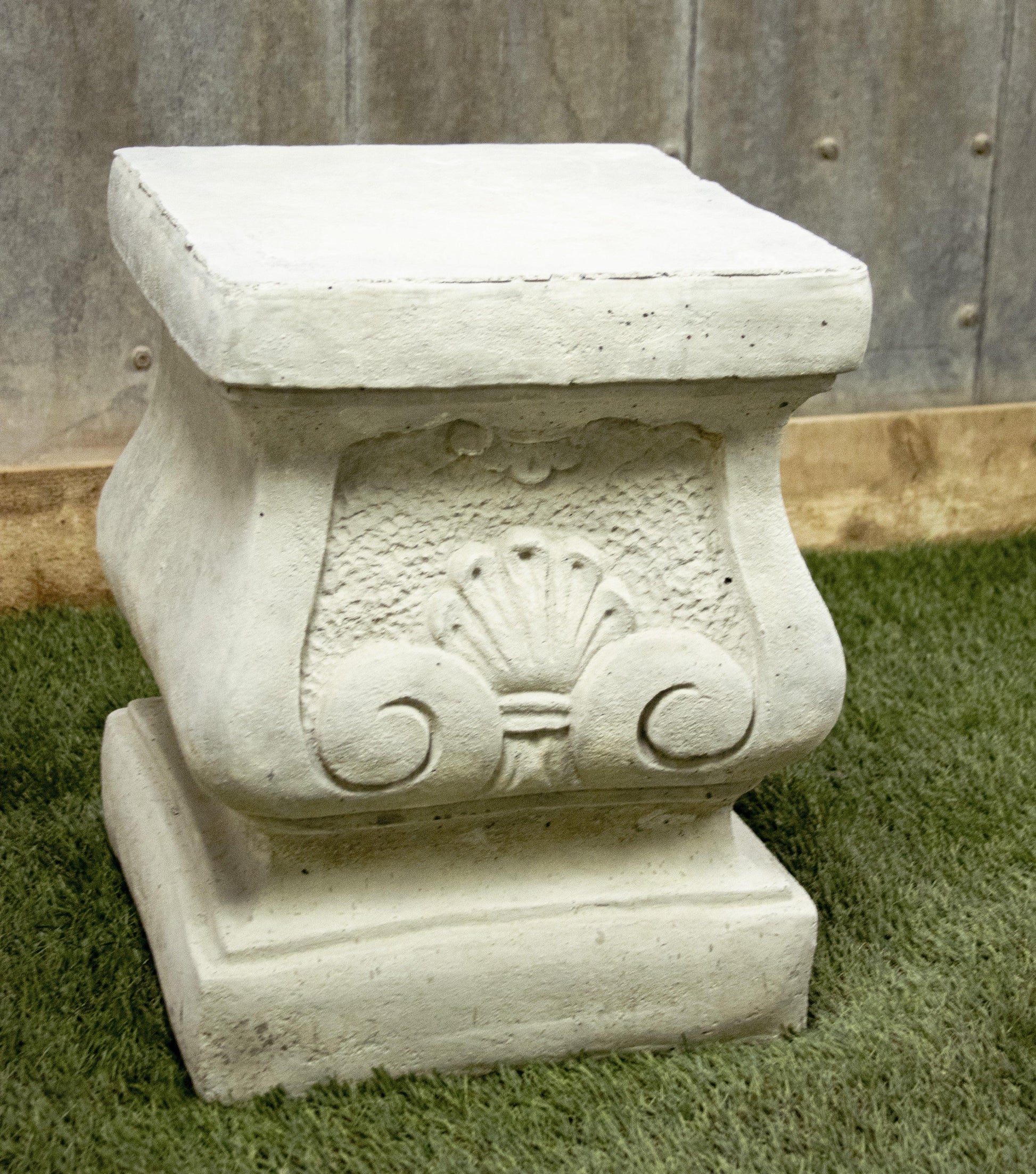 Square Pedestal - Large